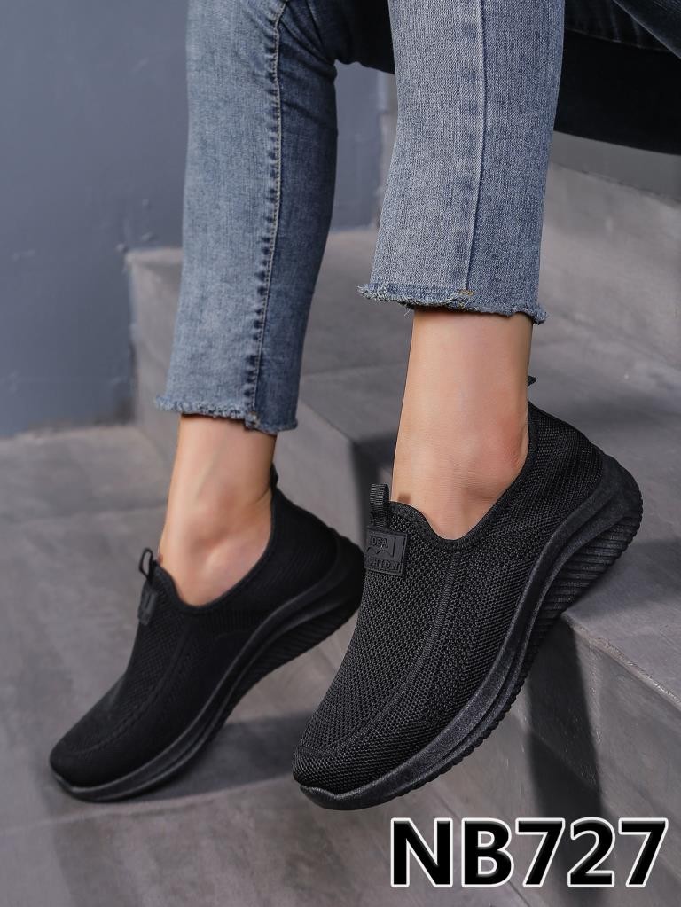 Buty sportowe damskie 36-41/ 12 par 1